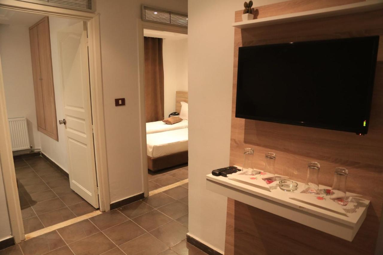 תוניס Mondial Hotel מראה חיצוני תמונה