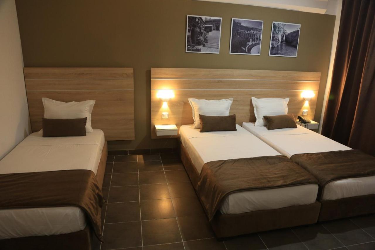 תוניס Mondial Hotel מראה חיצוני תמונה