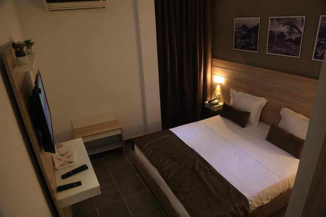 תוניס Mondial Hotel מראה חיצוני תמונה